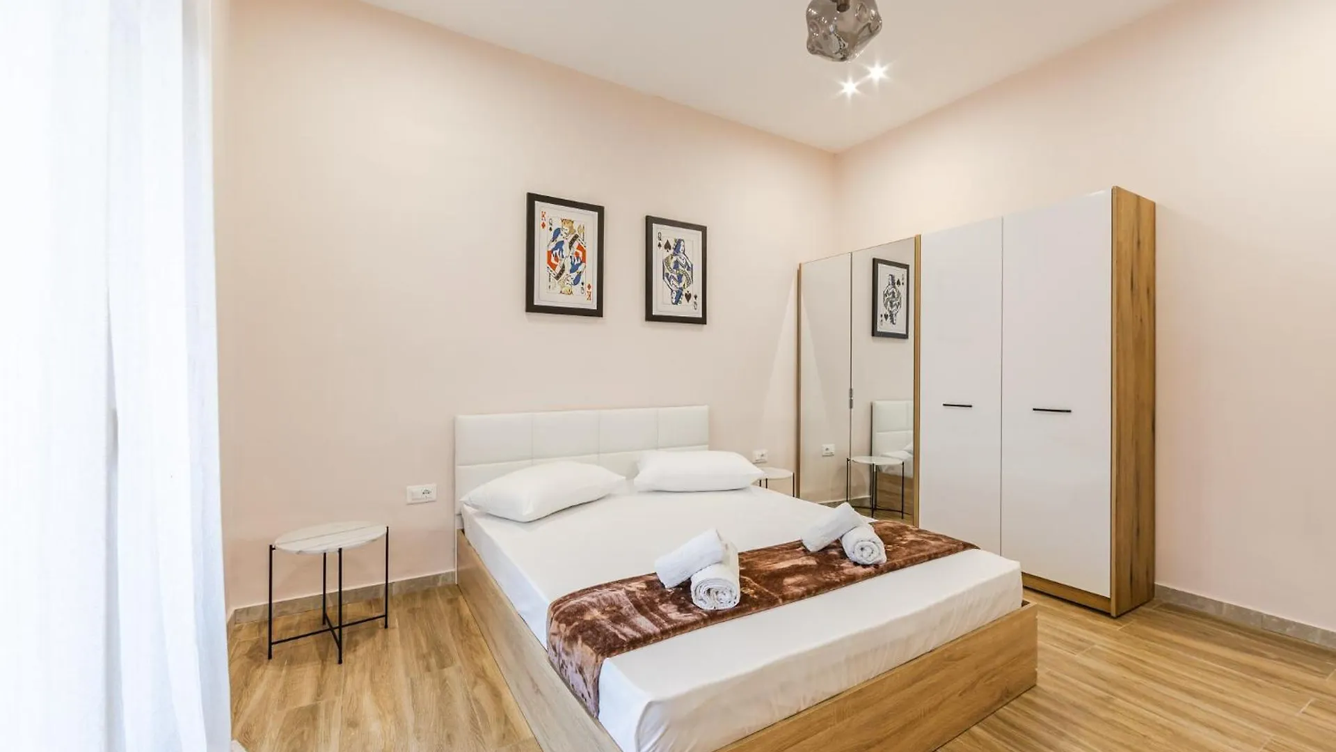 The Authentic Villa Apartment By Ps Δυρράχιο
